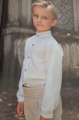Completo elegante di lino